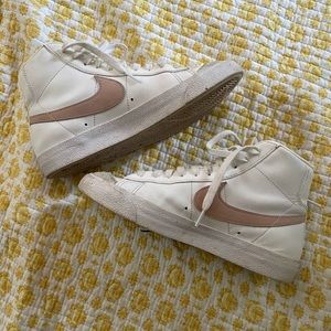 Nike Blazer Mid-77
